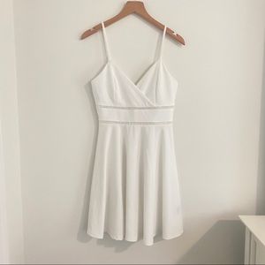 NWT Francesca’s white dress